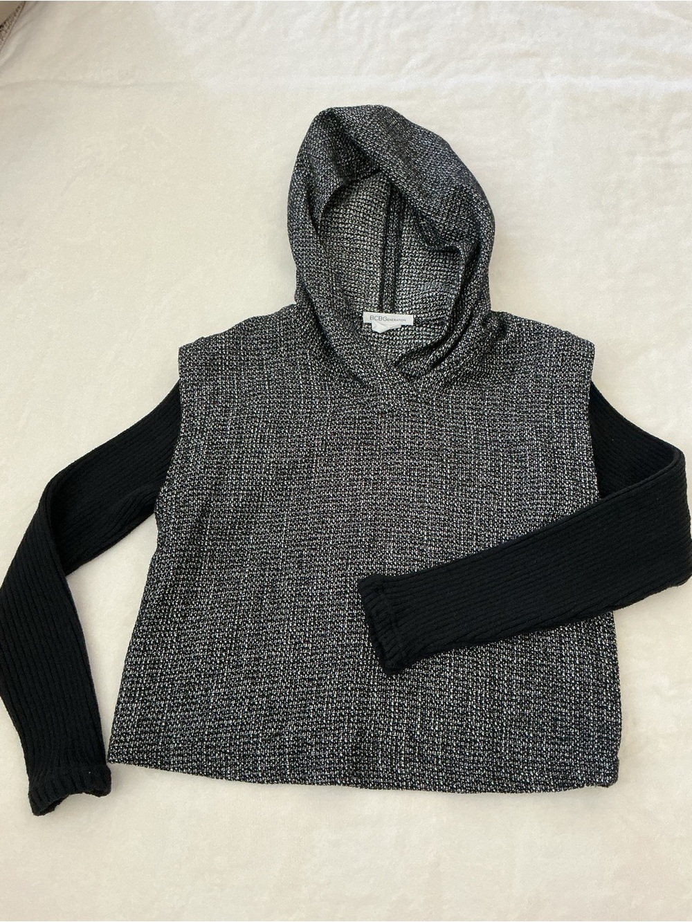 BCBGeneration Hooded Knit Sweater Women's Medium Black White Marled Long Sleeve